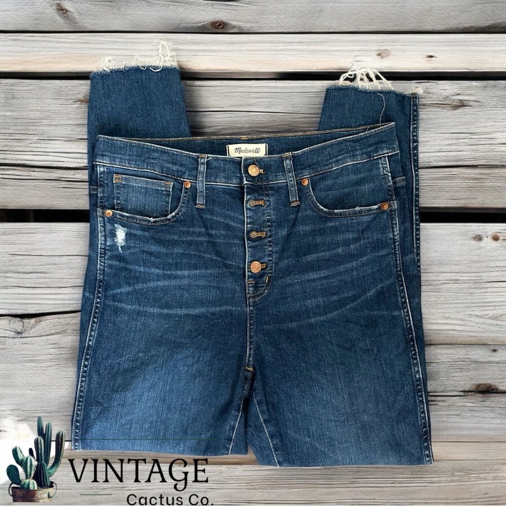 Like New! Madewell Distressed High Rise Button Fly Skinny Jeans w/Raw Hem